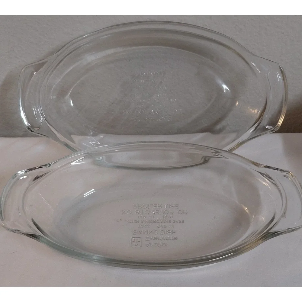 Vintage Anchor Hocking Ovenware 16 oz Oval Au Gratin Baking Dishes 1016 Pair USA